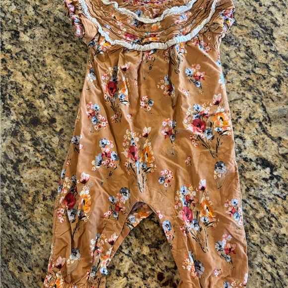 Matilda - Picture 1 of 2